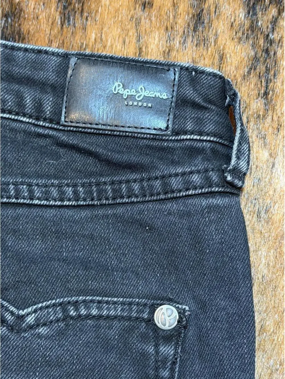Pepe Jeans Women's Black Jeans Willa Flare high rise size 29x32